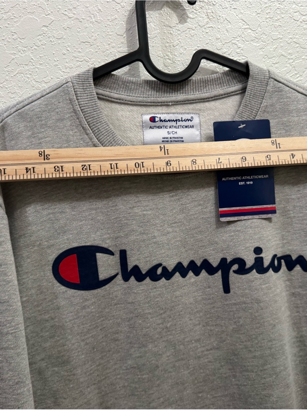 Champion Authentic Athleticwear Classic Script Crewneck Sweatshirt S NWT - Picture 6 of 8